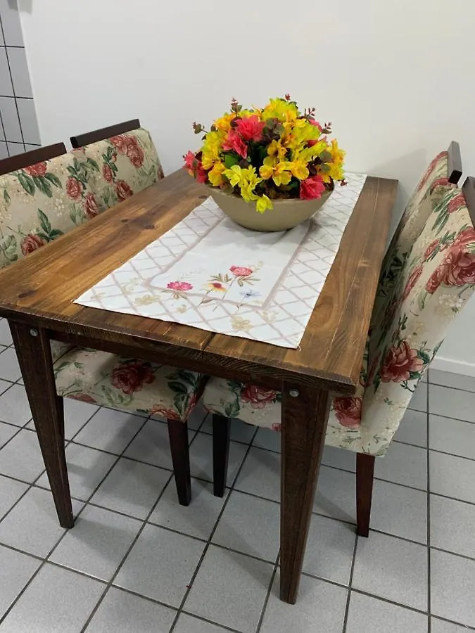 Lindo Apartamento Em Canasvieiras A Uma Quadra Do Mar - Proximo Ao Trapiche Dos Barcos Piratas Florianopolis